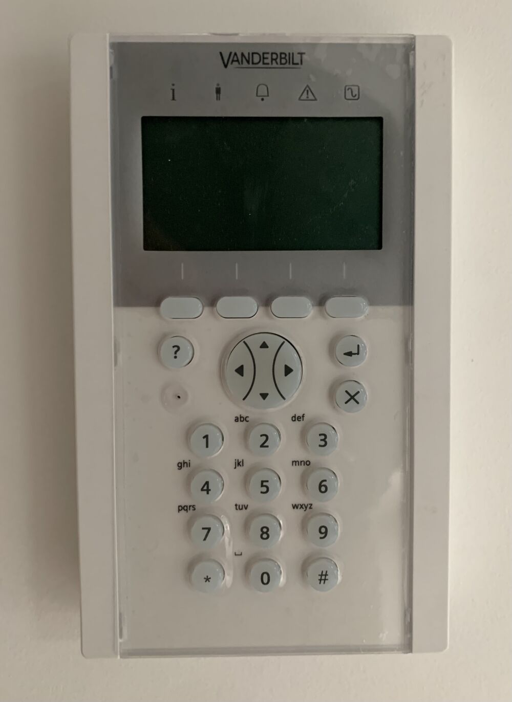 NOS RÉALISATIONS : CLAVIER ALARME INTERMÉDIAIRE NOS RÉALISATIONS : CLAVIER ALARME INTERMÉDIAIRE