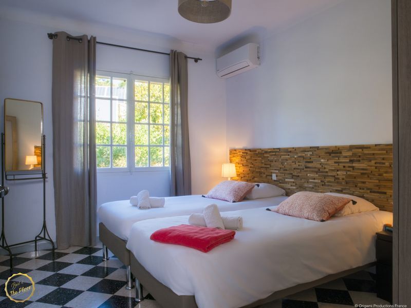 Mazet 14 personnes Mazet 14 personnes